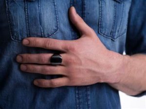 Does the Oura Ring measure blood pressure?