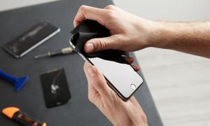 Is It Worth Fixing a Cracked iPhone Screen?